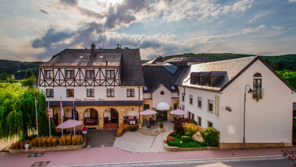 Hotel DAHM, Erpeldange-sur-Sûre / Ettelbruck Hotel DAHM, Erpeldange-sur-Sûre / Ettelbruck